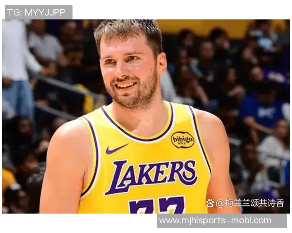 穆雷1月场均322分强势表现联盟得分榜仅次于东契奇